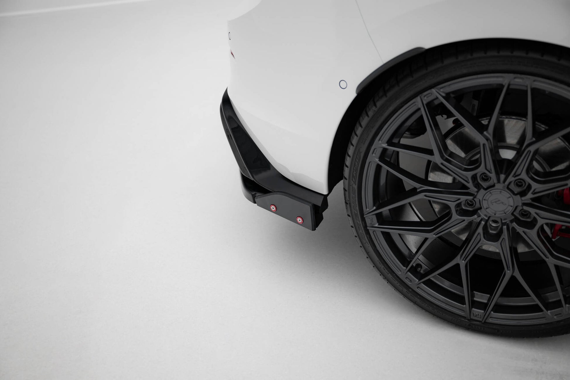 Heck Ansatz Flaps Diffusor V.2 +Flaps für Volkswagen Golf GTI / GTE Mk8