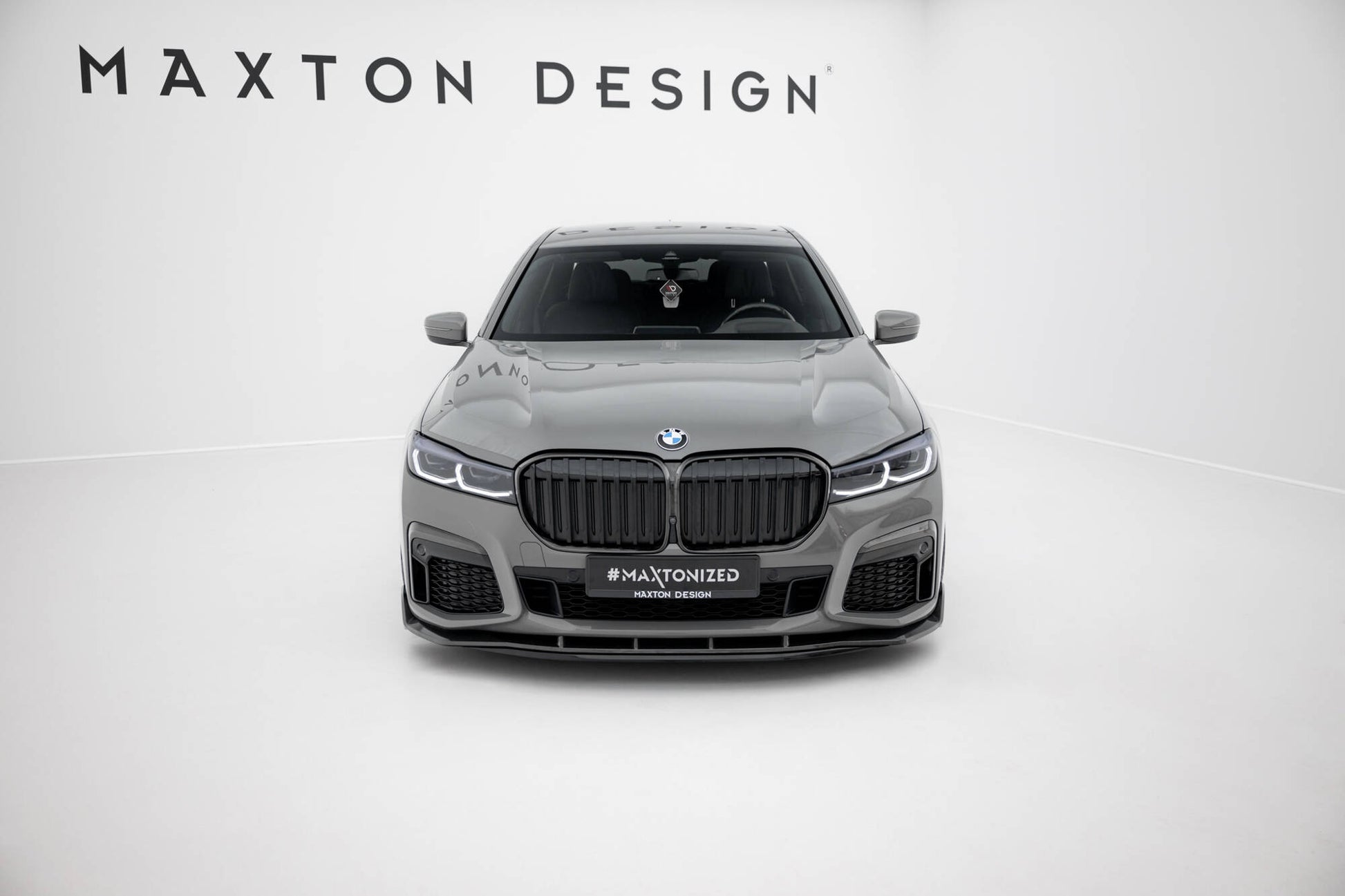 Prepreg Carbon Fiber Front Ansatz für + ABS Diffusor BMW 7 M-Paket G11 Facelift schwarz Hochglanz