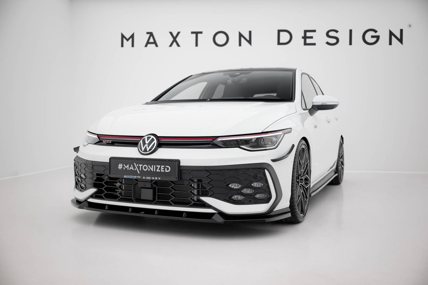 Front Ansatz V.2 für VW Golf GTI / GTE / R-Line Mk8 Facelift schwarz Hochglanz