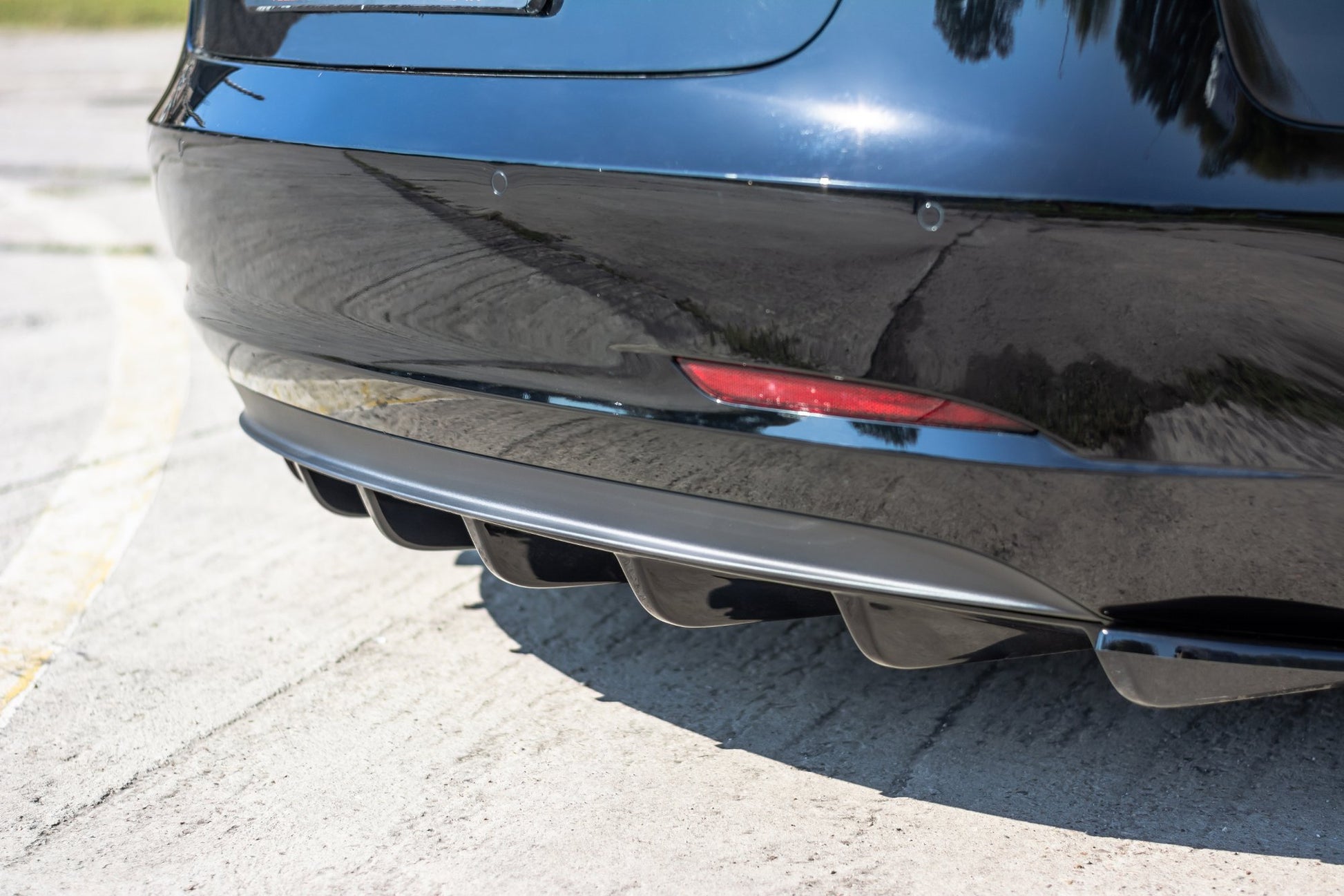 Diffusor Heck Ansatz für Tesla Model 3 schwarz Hochglanz