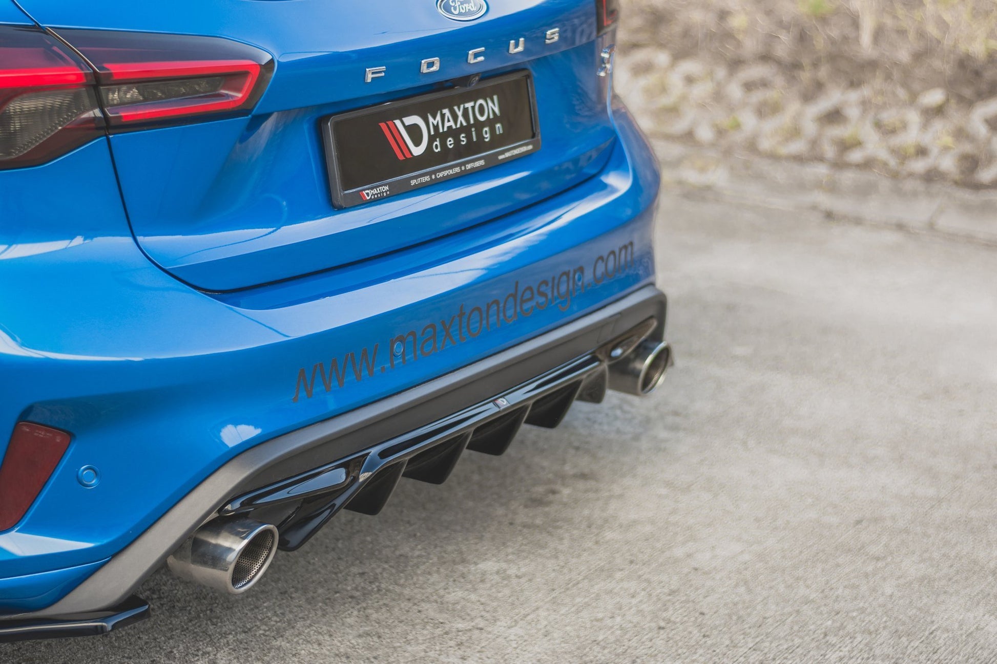 Diffusor Heck Ansatz V.2 für Ford Focus Hatchback ST Mk4  schwarz Hochglanz