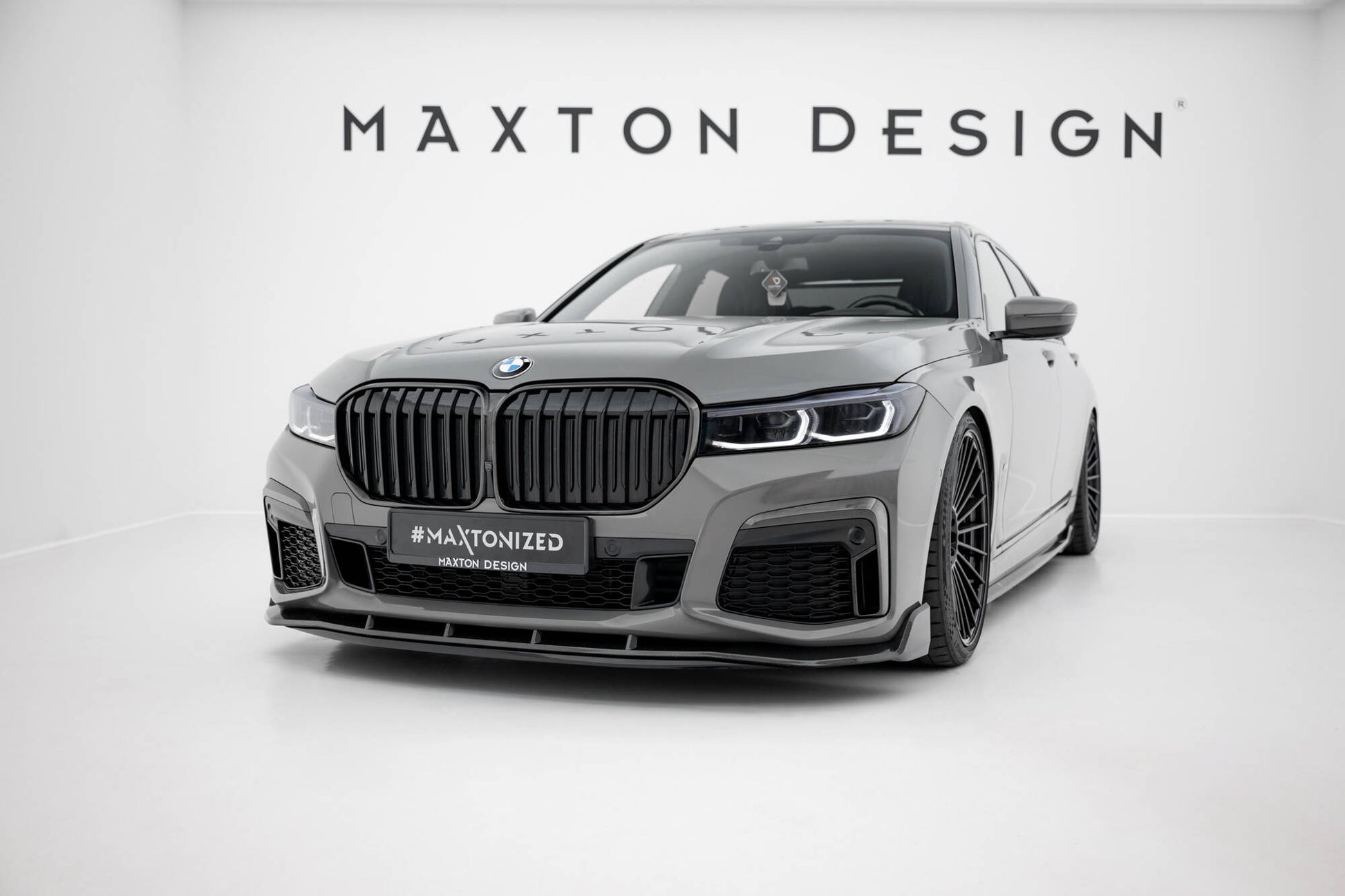 Prepreg Carbon Fiber Front Ansatz für + ABS Diffusor BMW 7 M-Paket G11 Facelift schwarz Hochglanz