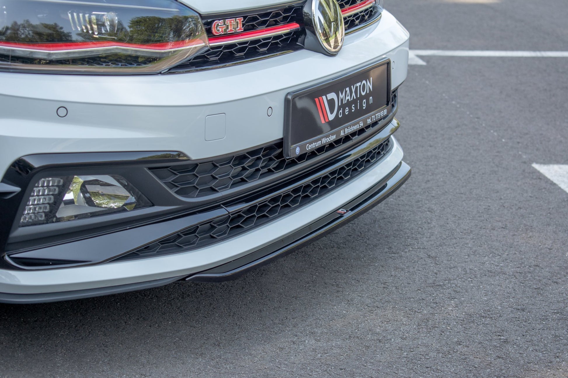 Front Ansatz V.4 für VW Polo GTI / R-line Mk6 schwarz Hochglanz