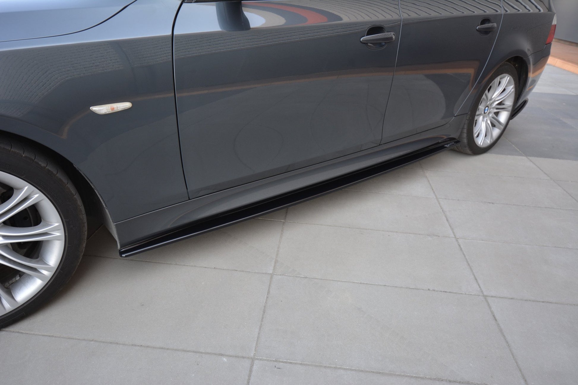 Seitenschweller Ansatz für BMW 5er E60/61 M Paket schwarz Hochglanz