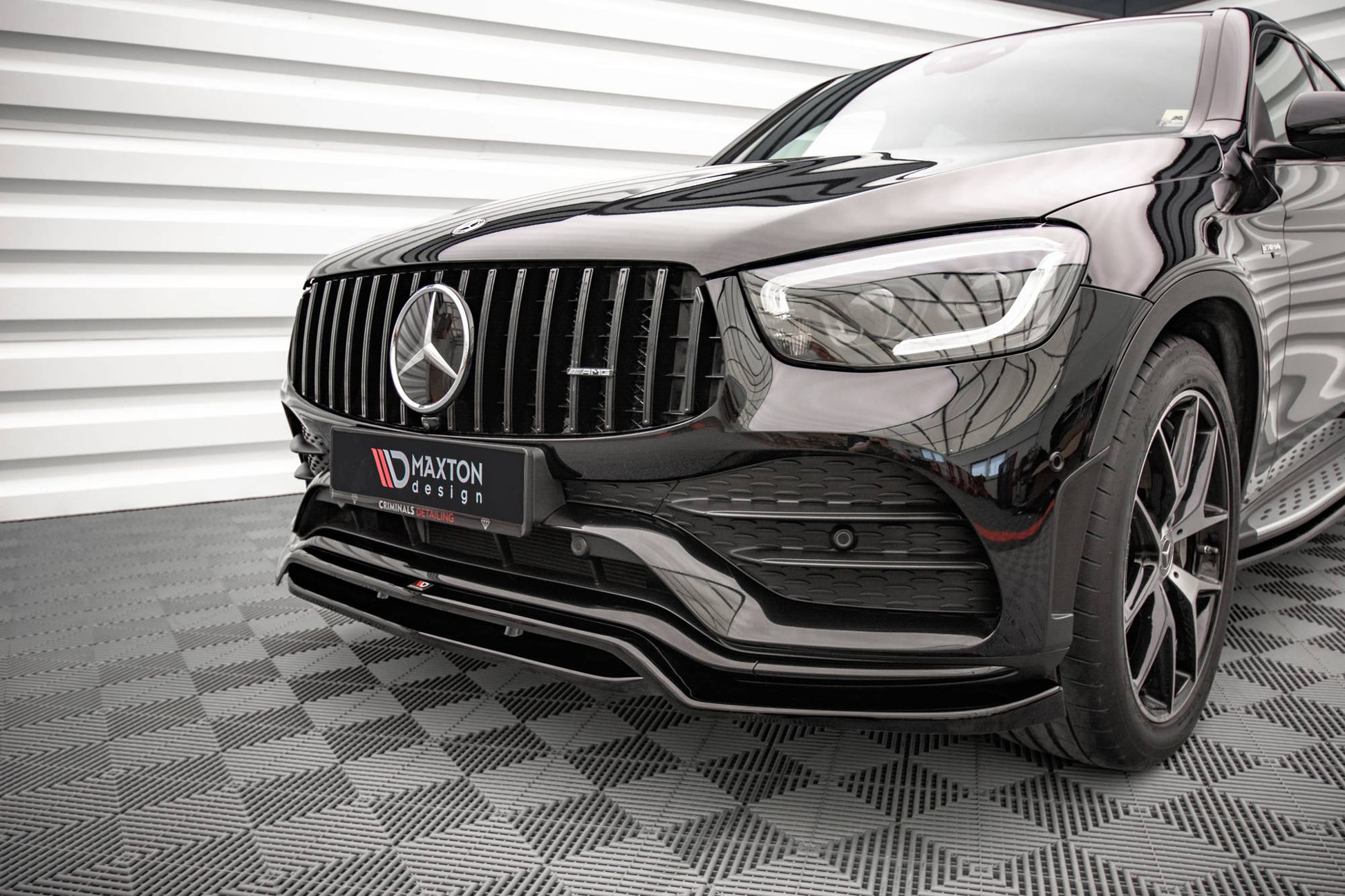 Front Ansatz für Mercedes-AMG GLC 43 / AMG-Line SUV X253 Facelift  schwarz Hochglanz