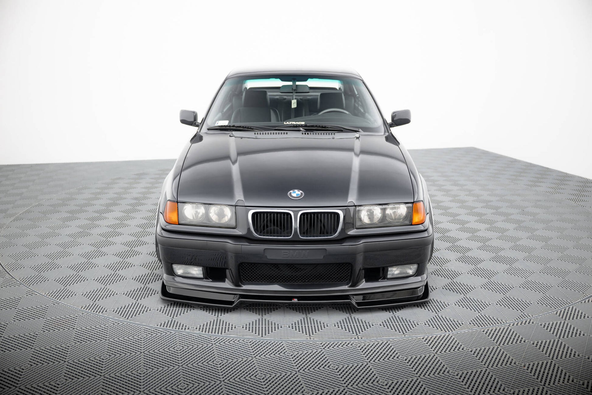Front Ansatz V.2 für BMW M3 / 3 M-Paket E36 Coupe schwarz Hochglanz