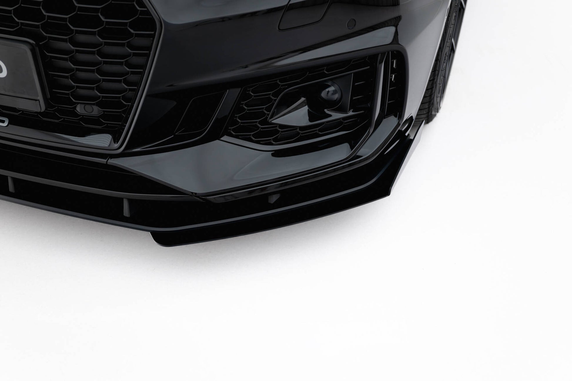 Street Pro Front Ansatz + Flaps für Audi RS5 Coupe / Sportback F5 schwarz Hochglanz