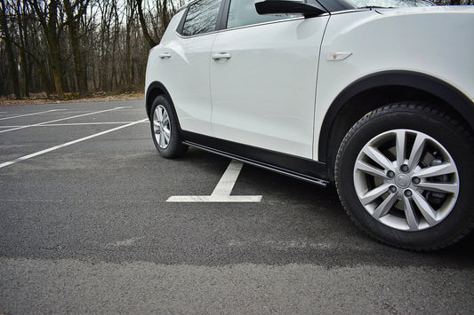 Seitenschweller Ansatz für SSANGYONG TIVOLI schwarz Hochglanz