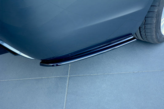 Heck Ansatz Flaps Diffusor für BMW 5er E60/E61 M Paket schwarz Hochglanz