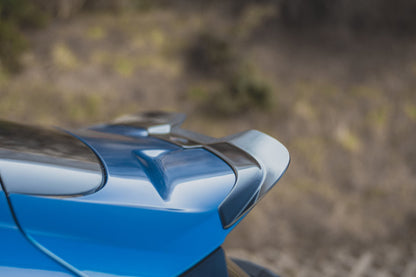 Spoiler CAP V.2 für Ford Focus Hatchback ST Mk4 schwarz Hochglanz