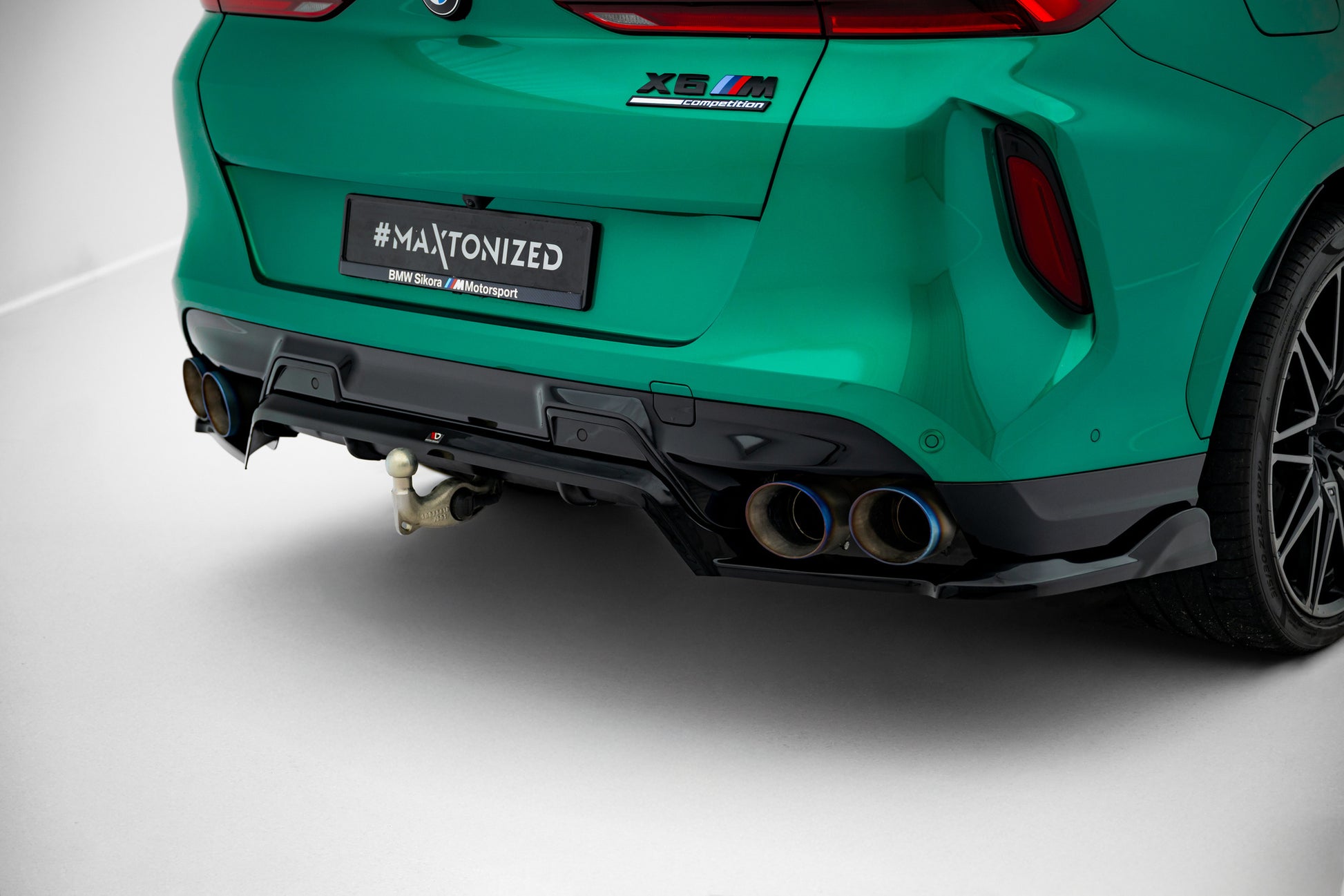Mittlerer Cup Diffusor DTM Look Heck Ansatz für BMW X6 M F96 Facelift schwarz Hochglanz