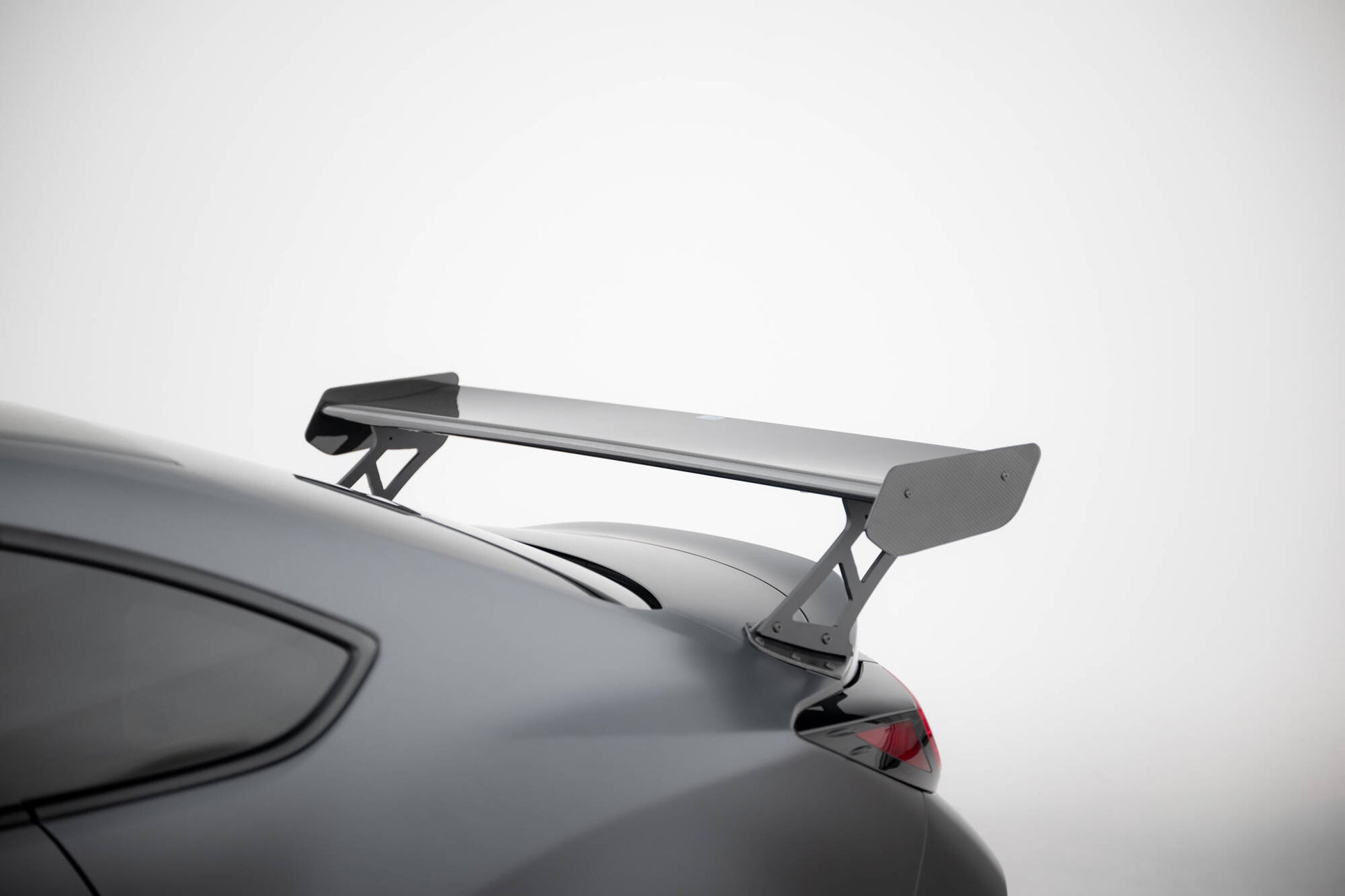 Carbon Spoiler With External Brackets Uprights  Toyota GR86 / Subaru BRZ Mk2