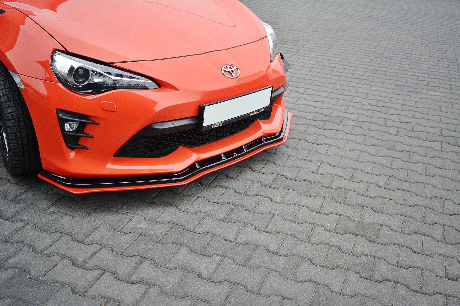 Front Ansatz V.4 für Toyota GT86 Facelift  schwarz Hochglanz