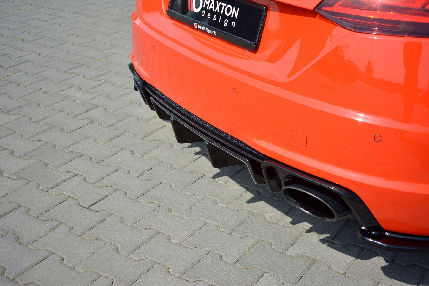 Diffusor Heck Ansatz für Audi TT RS 8S schwarz Hochglanz