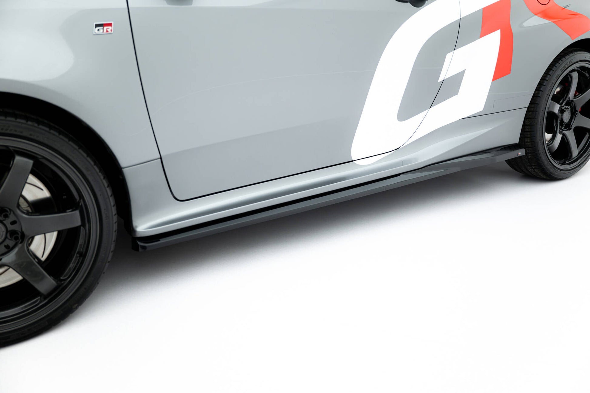 Seitenschweller Ansatz für Toyota GR Yaris Mk4 Facelift schwarz Hochglanz