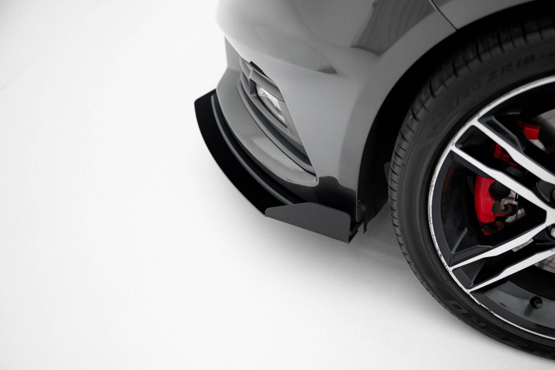 Street Pro Front Ansatz + Flaps für Ford Focus ST Mk3 Facelift schwarz Hochglanz