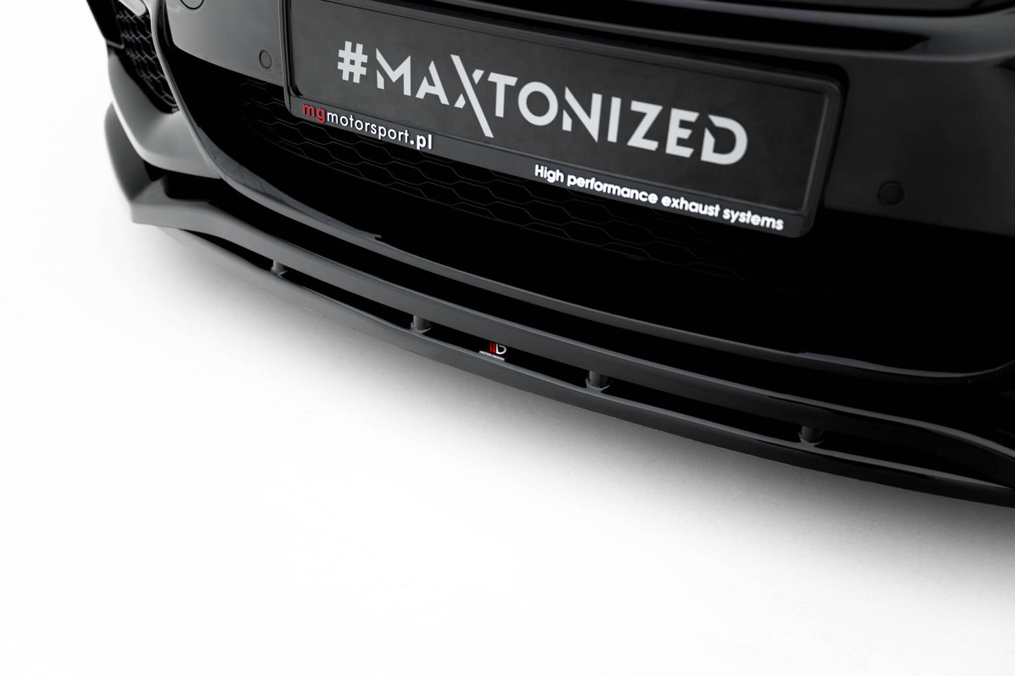 Front Ansatz V.3 für BMW M550i / M550d Limousine G30  schwarz Hochglanz