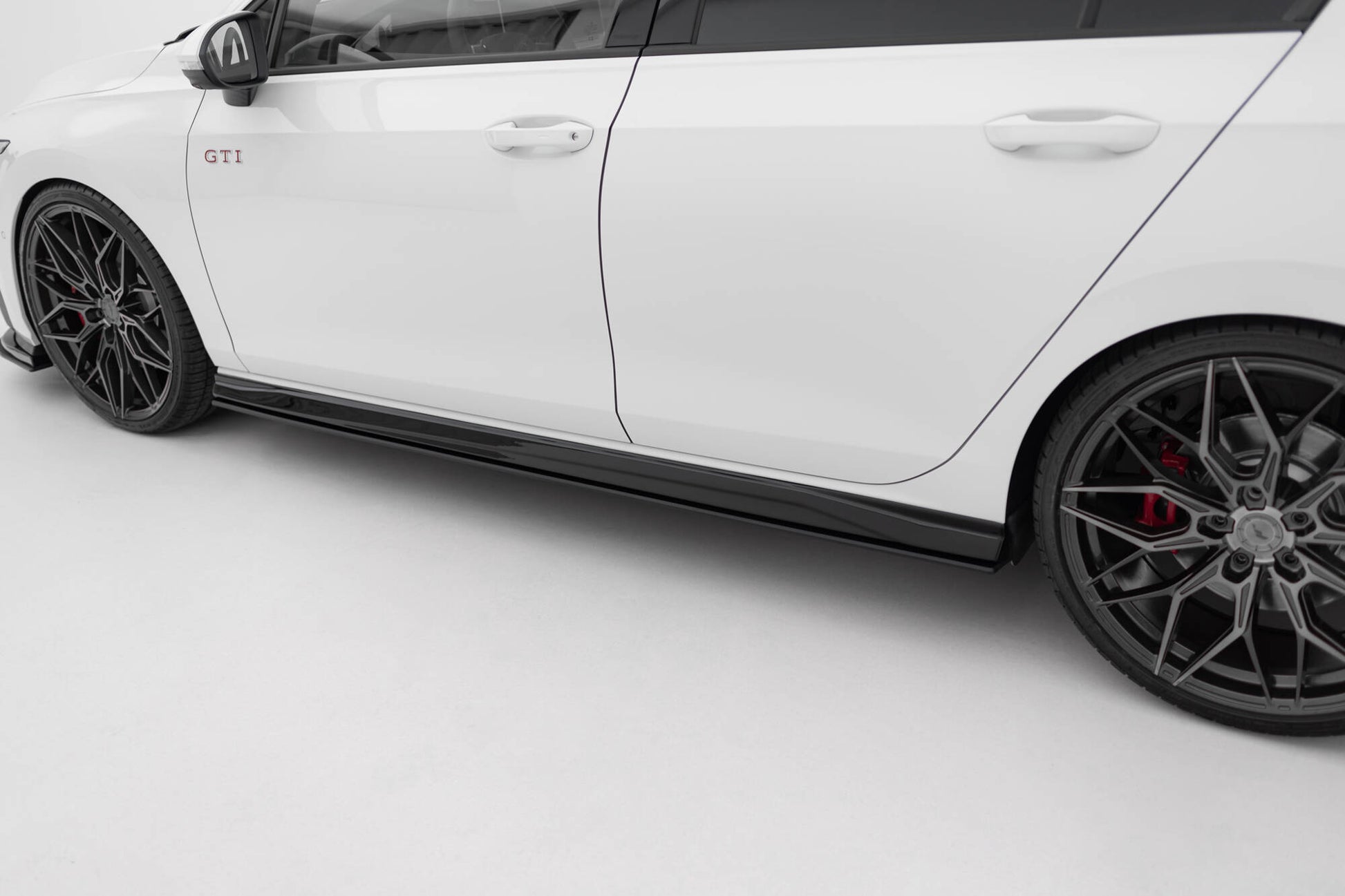 Street Pro Seitenschweller Ansatz V.2 für VW Golf GTI / GTE / GTI Clubsport / R-Line Mk8