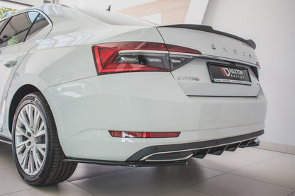 Heck Ansatz Flaps Diffusor für Skoda Superb Mk3 FL Hatchback / Kombi schwarz matt
