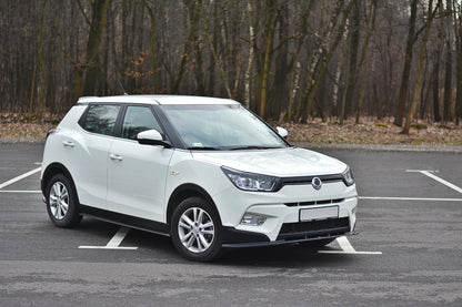 Front Ansatz V.1 für SSANGYONG TIVOLI schwarz Hochglanz