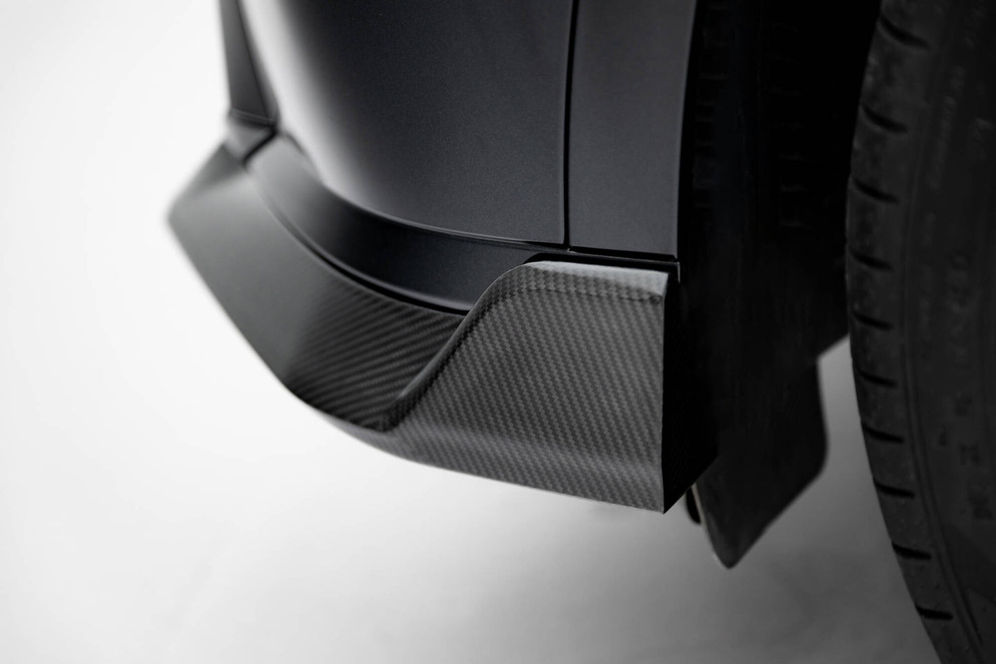 Prepreg Carbon Fiber Diffusor Heck Ansatz für BMW X7 M-Paket G07 Facelift