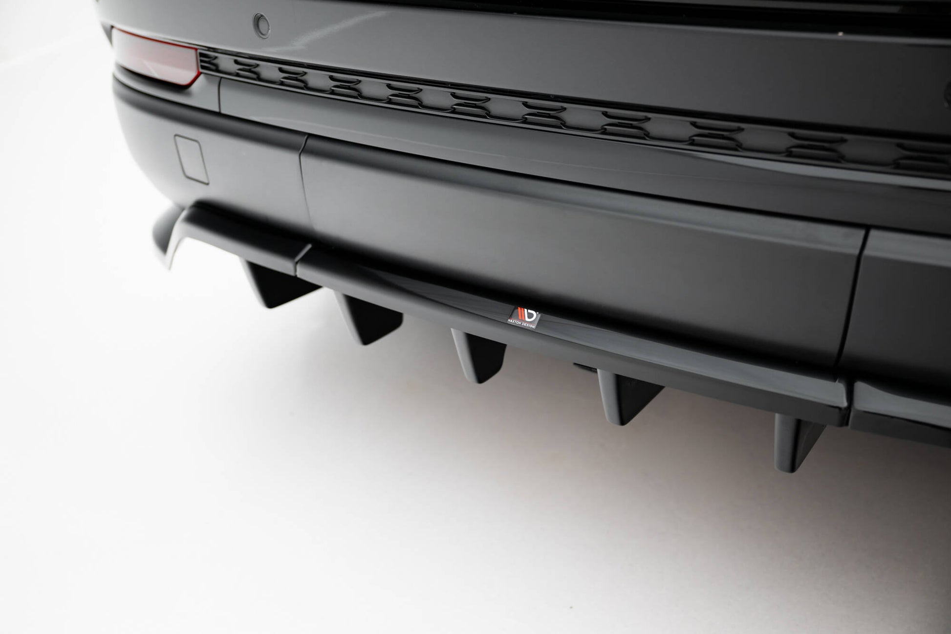 Mittlerer Cup Diffusor DTM Look Heck Ansatz für Jeep Grand Cherokee Trailhawk Mk5 schwarz Hochglanz