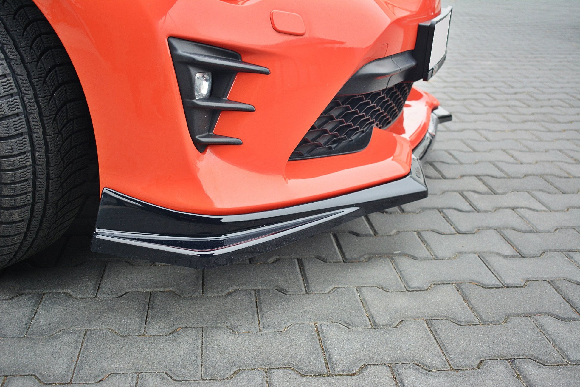 Front Ansatz V.2 für Toyota GT86 Facelift  schwarz Hochglanz