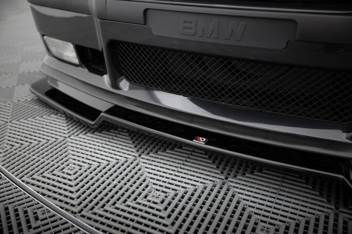 Front Ansatz V.2 für BMW M3 / 3 M-Paket E36 Coupe schwarz Hochglanz