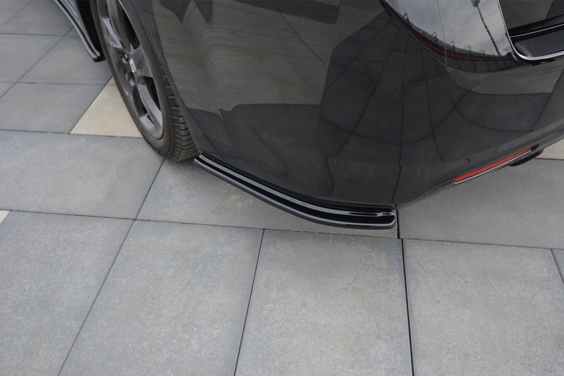 Heck Ansatz Flaps Diffusor für HONDA ACCORD MK8. CU-Serie vor Facelift SEDAN schwarz Hochglanz