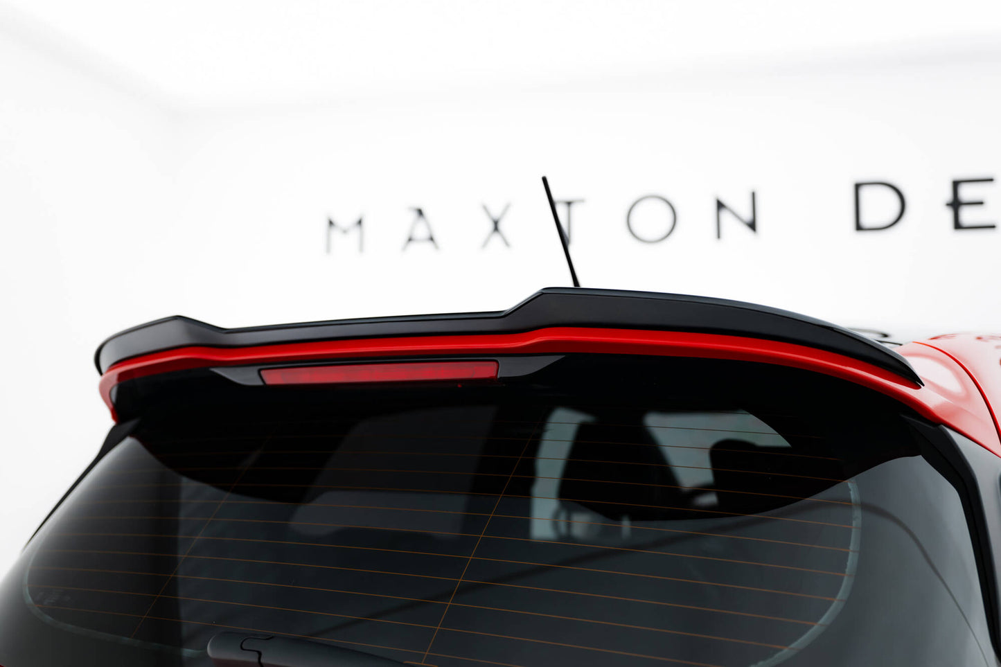 Spoiler CAP V.2 für Ford Fiesta Mk8 ST / ST-Line schwarz Hochglanz