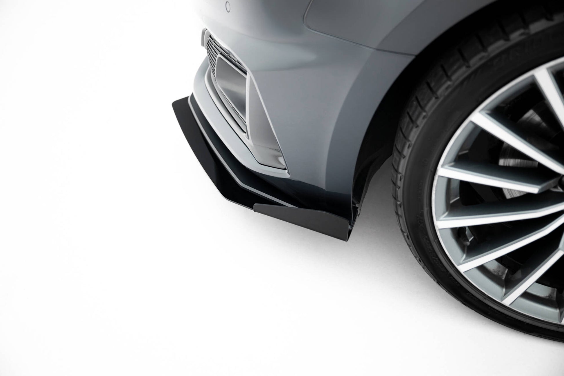 Street Pro Front Ansatz für +Flaps für + Flaps Audi A5 F5 Facelift schwarz Hochglanz