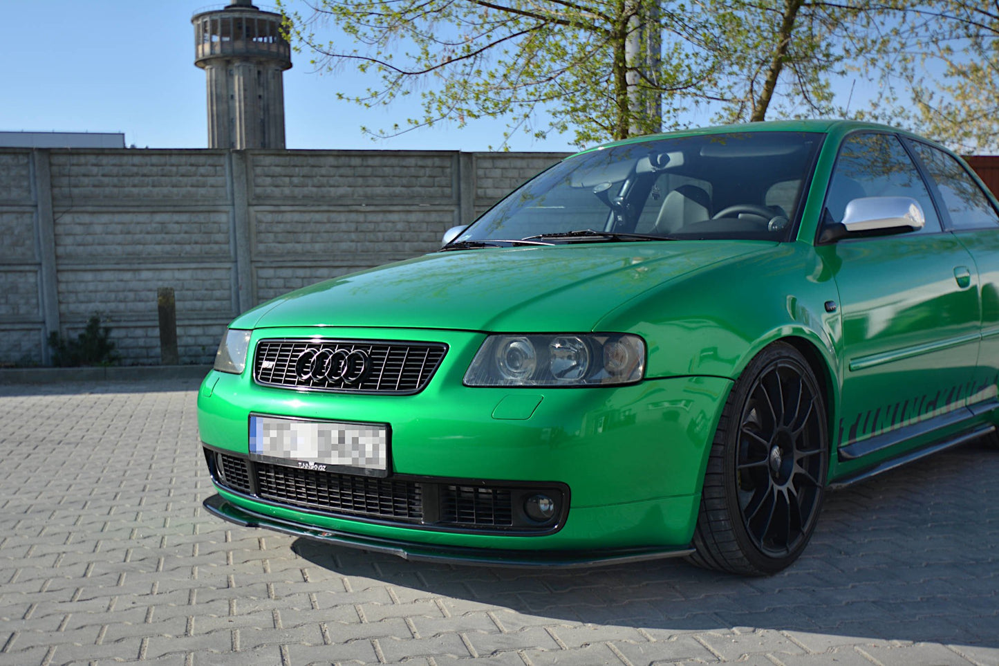 Front Ansatz für AUDI S3 8L schwarz Hochglanz