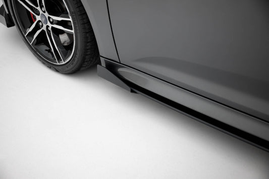 Street Pro Seitenschweller Ansatz + Flaps für Ford Focus ST Mk3 Facelift schwarz Hochglanz