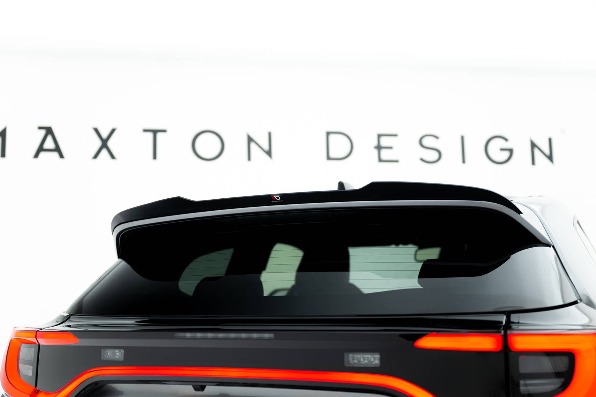Spoiler CAP für Toyota GR Yaris Mk4 Facelift schwarz Hochglanz