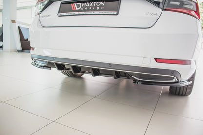 Diffusor Heck Ansatz für Skoda Superb Liftback / Combi Mk3 FL schwarz Hochglanz