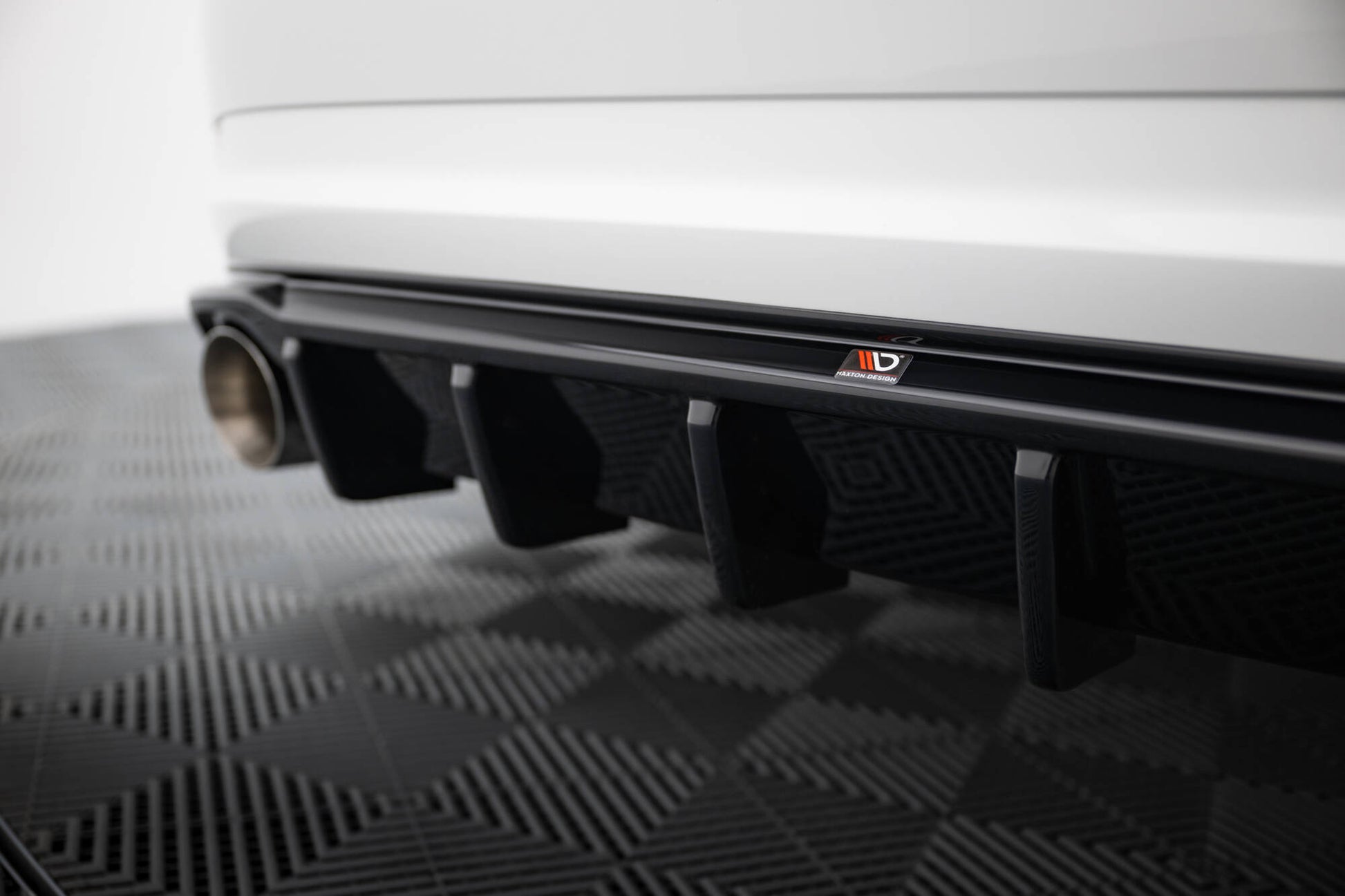 Diffusor Heck Ansatz für Volkswagen Jetta GLI Mk7 schwarz Hochglanz