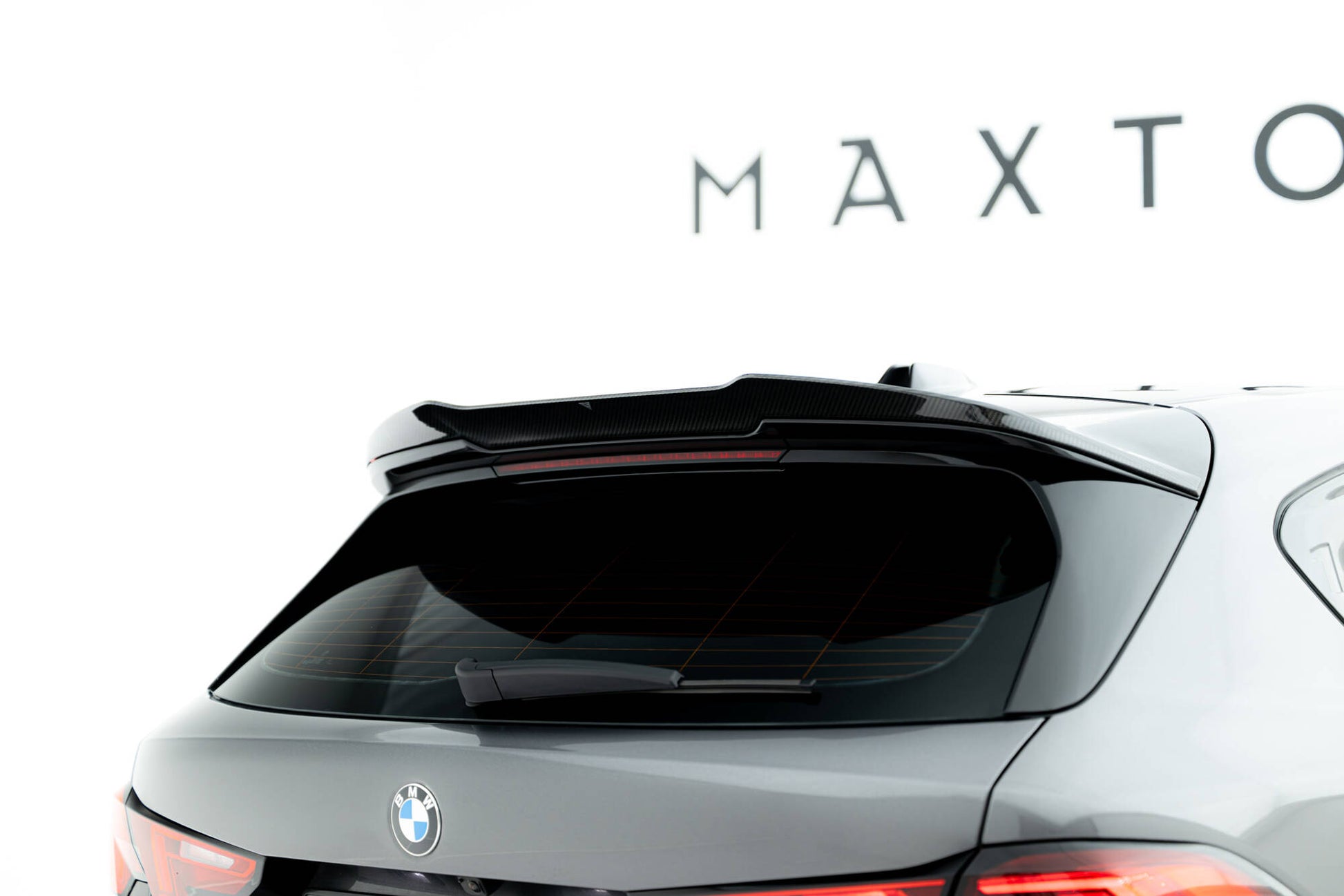 Prepreg Carbon Fiber Heckklappenspoiler BMW M135i / M-Paket F70