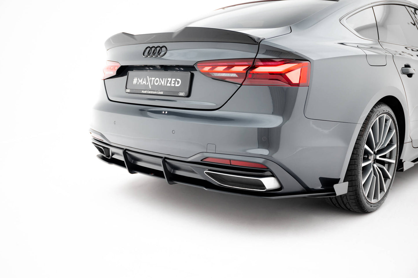 Street Pro Heckschürze + Flaps für Audi A5 F5 Facelift schwarz Hochglanz