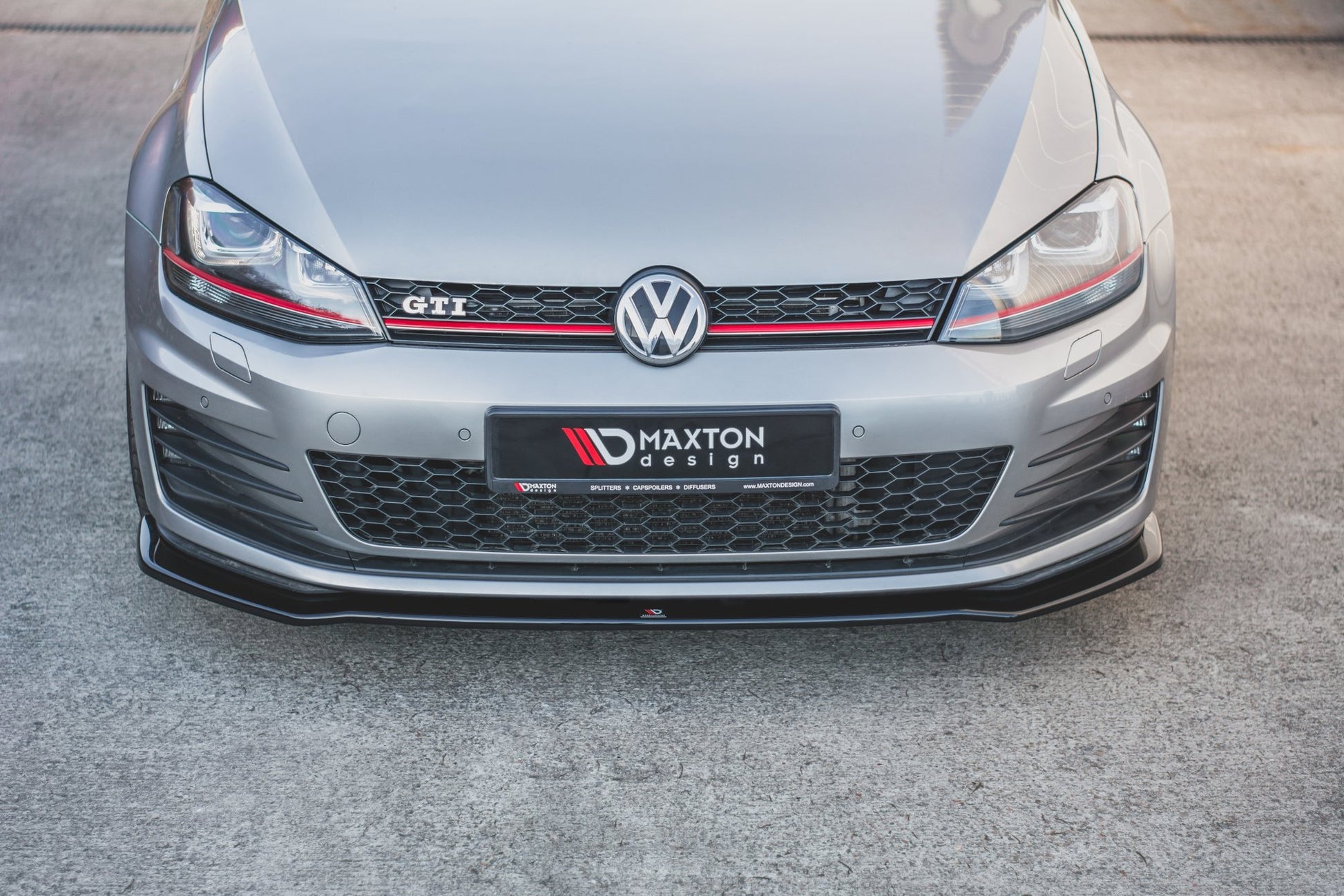 Front Ansatz V.2 für VW Golf 7 GTI  schwarz Hochglanz