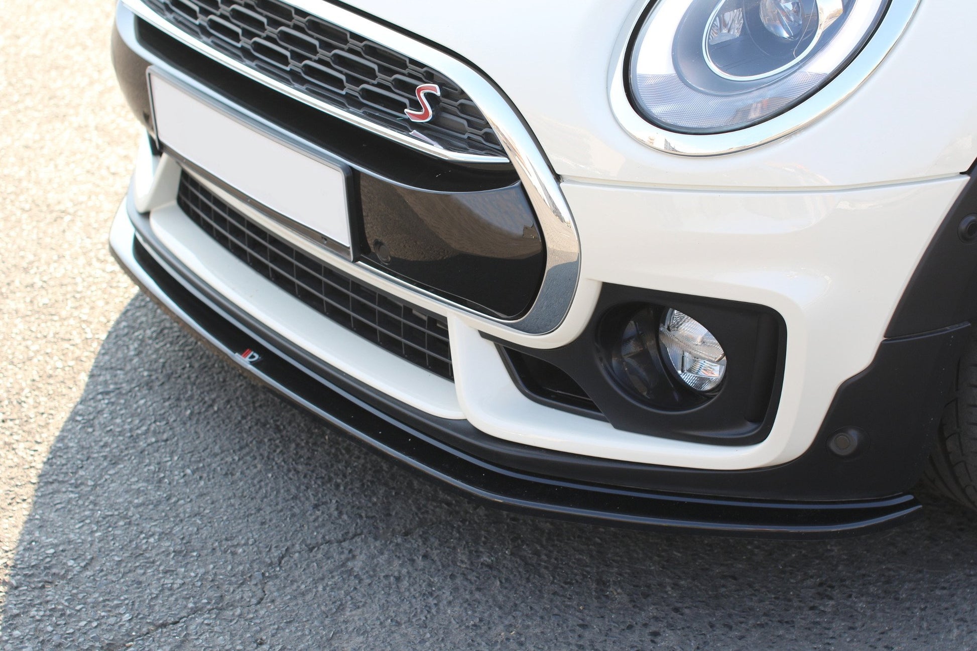 Front Ansatz V.1 für MINI CLUBMAN S MK2 (F54) JCW schwarz Hochglanz