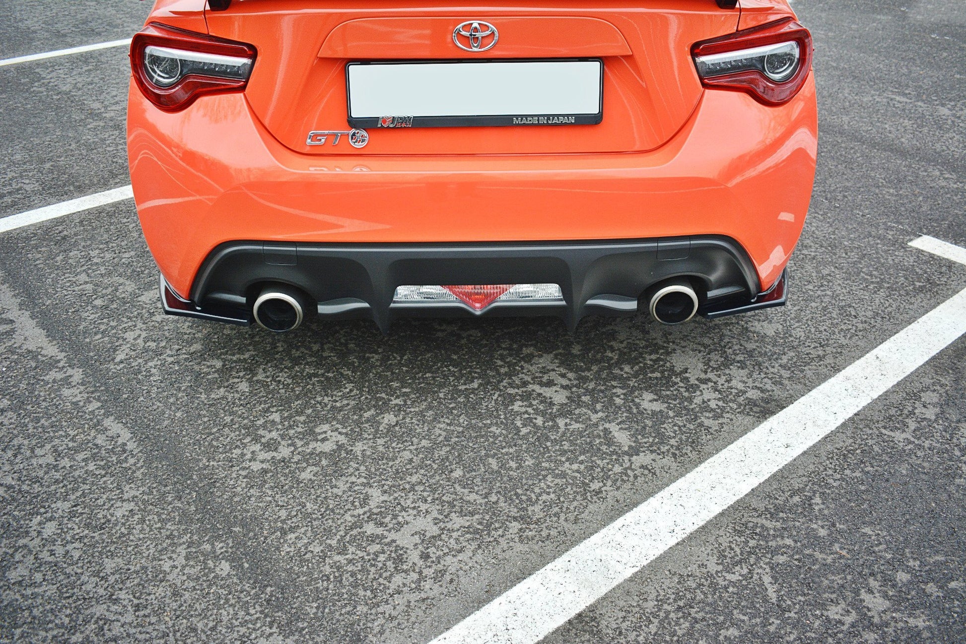 Heck Ansatz Flaps Diffusor V.1 für Toyota GT86 Facelift  schwarz Hochglanz