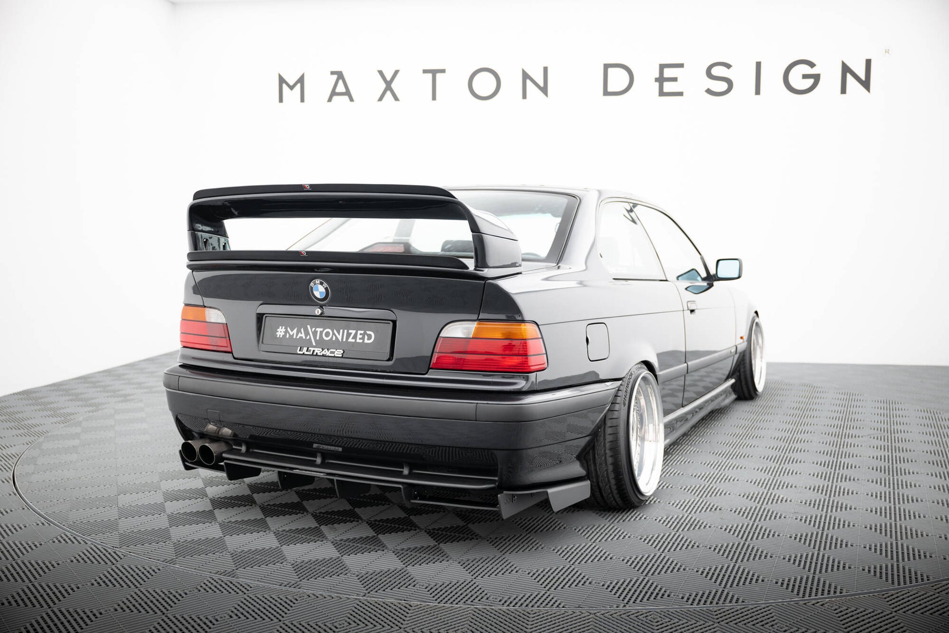 Diffusor Heck Ansatz für Heckschürze für BMW M3 / 3 M-Paket E36 Coupe