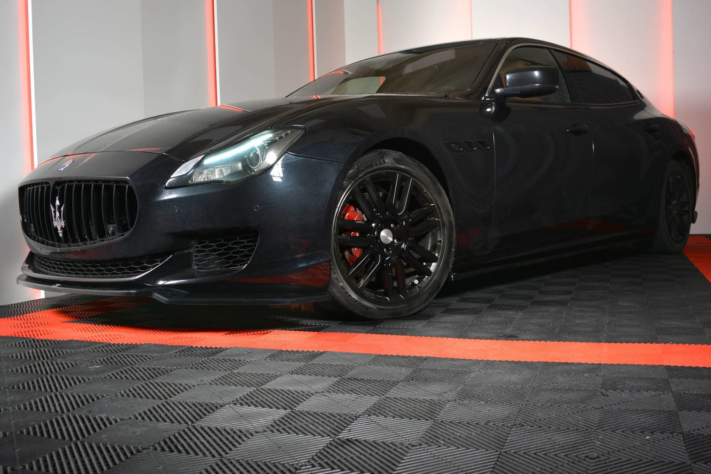 Front Ansatz für MASERATI QUATTROPORTE MK.6 vor Facelift schwarz matt