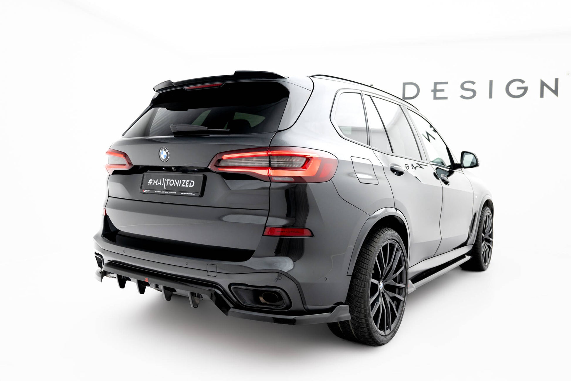 Spoiler CAP V.1 für BMW X5 G05 M Paket schwarz Hochglanz