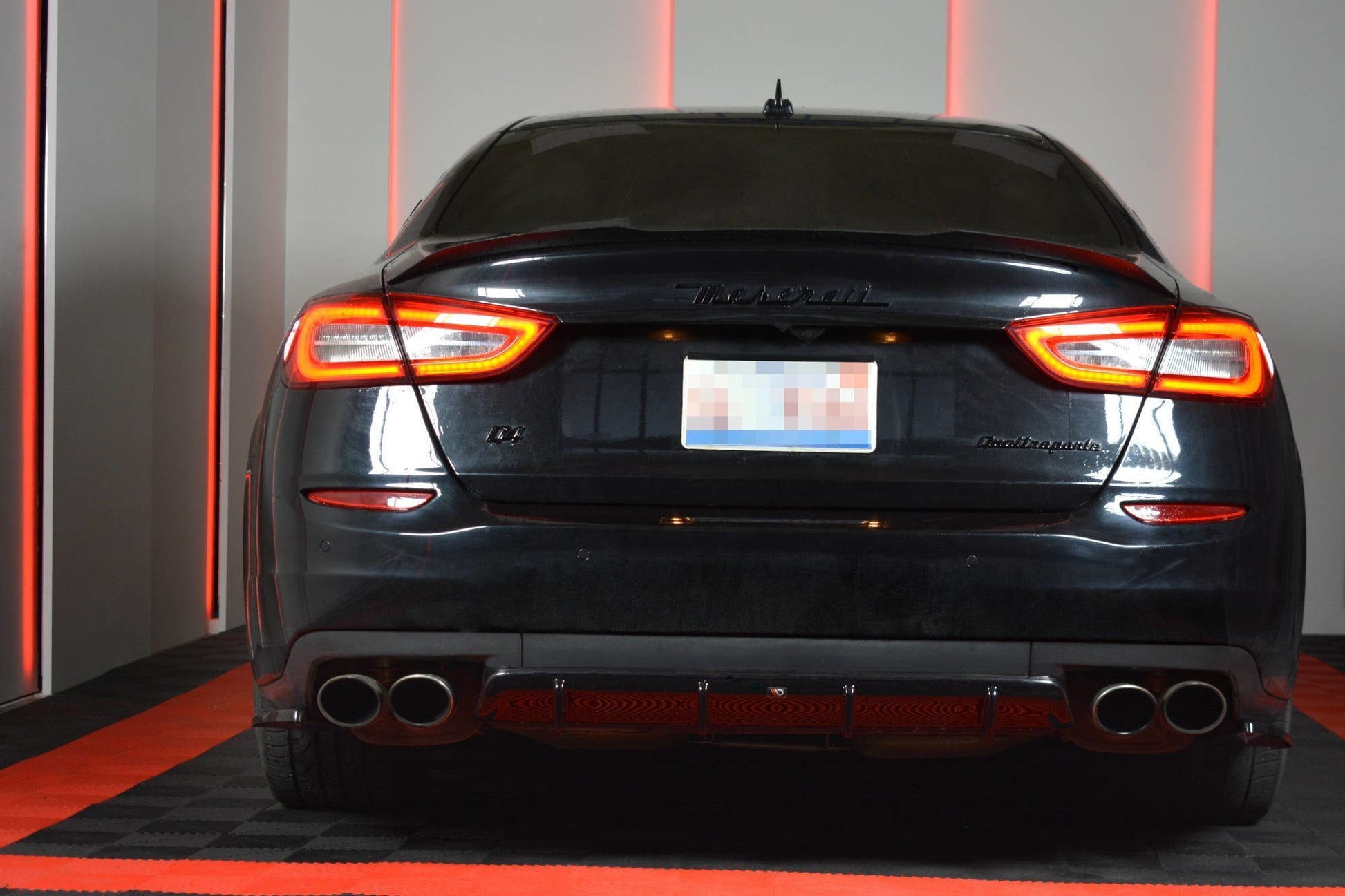 Diffusor Heck Ansatz für MASERATI QUATTROPORTE MK.6 vor Facelift schwarz matt