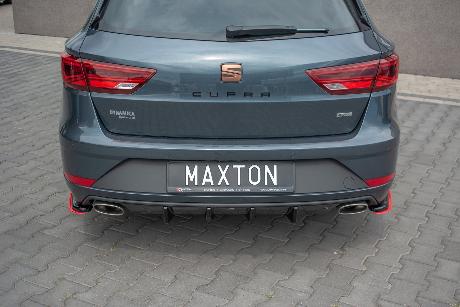 Diffusor Heck Ansatz V.1 für Seat Leon Cupra Mk3 FL Sportstourer schwarz Hochglanz