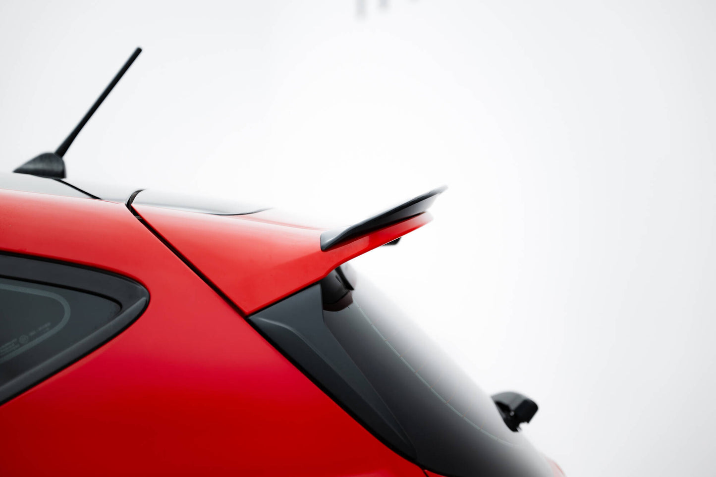 Spoiler CAP V.2 für Ford Fiesta Mk8 ST / ST-Line schwarz Hochglanz