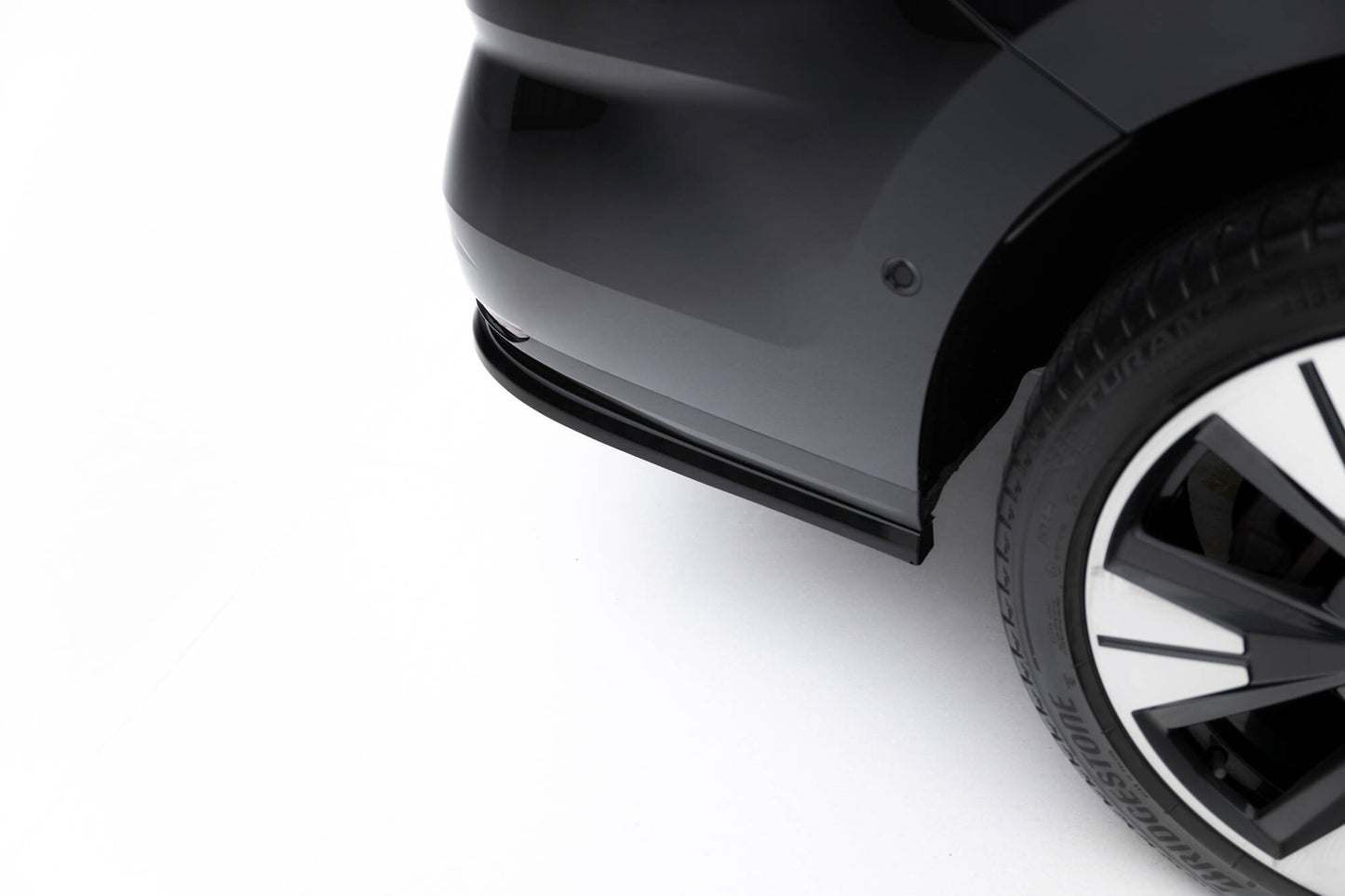 Mittlerer Cup Diffusor DTM Look Heck Ansatz für VW Multivan Long T7 schwarz Hochglanz