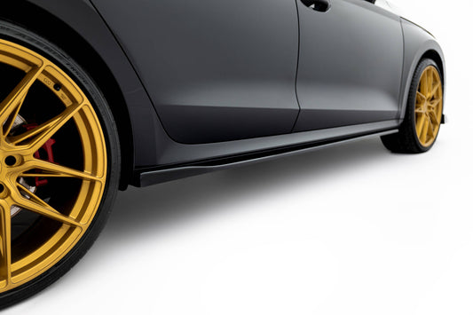 Seitenschweller Ansatz V.2 für Skoda Octavia RS Liftback / Combi Mk4 Facelift schwarz Hochglanz