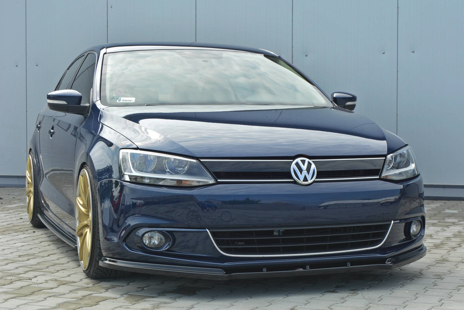 Front Ansatz V.1 für VW Jetta 6 schwarz Hochglanz